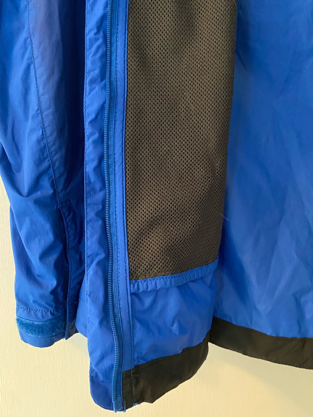 Lightweight Shell Jacket - Picture 8 of 10